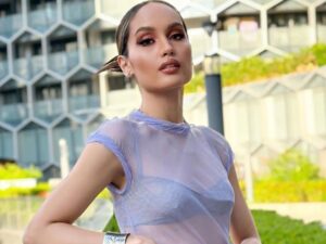 Soal agama yang dianut Cinta Laura, beginilah jawaban tegas yang diberikan oleh wanita blasteran yang berasal dari orang tua berbeda agama.