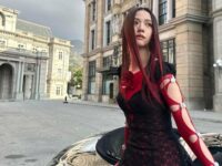 Cekricek.id, Musik – Debut Jisoo Blackpink sebagai penyanyi solo adalah harapan yang sudah lama digantungkan oleh para penggemarnya. Mengingat ketiga rekan satu grupnya, Jennie, Rose dan Lisa telah lebih dulu mengeluarkan album solo yang langsung melejit hingga ke mancanegara.