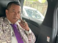 Cekricek.id, Berita Seleb dan Berita Artis – Hotman Paris bernostalgia lewat sebuah foto yang dibagikannya di akun media sosial miliknya. Pengacara yang dikenal dengan gaya flamboyannya itu rupanya dulu pernah menyimpan pistol dan membawanya saat bertugas. Namun, karena suatu alasan, saat ini dia memilih tobat dan tak pernah memiliki senjata itu lagi.