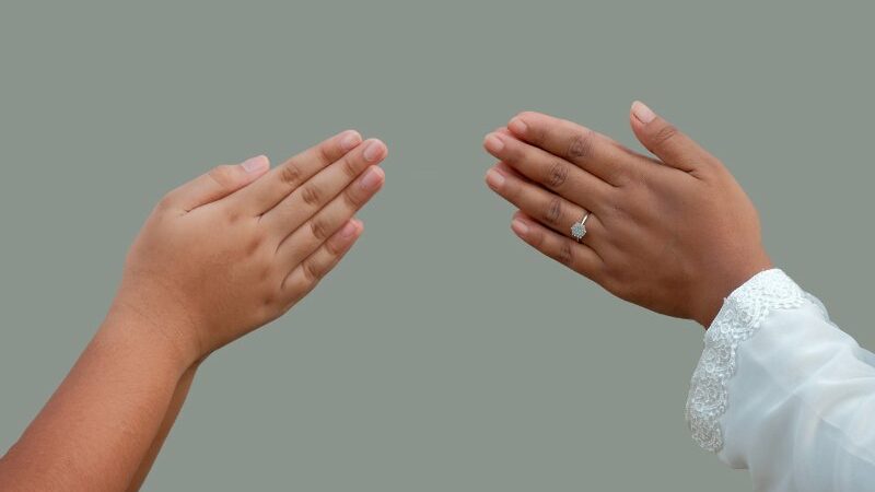 Cekricek.id – Di Amerika Serikat, Hari Raya Idul Fitri ternyata sudah dijadikan salah satu hari libur sekolah. Tidak hanya satu dua, di New Jersey dan di seluruh AS, belasan sekolah umum telah mengakui lebaran sebagai hari libur resmi dalam beberapa tahun terakhir.