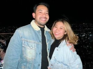 Cekricek.id, Berita Seleb dan Berita Artis – Kiky Saputri kini tengah menjalani kehidupan pernikahan yang bahagia dengan sang suami, Khairi. Demi menjaga keharmonisan tersebut, dia pun sudah membatasi diri dalam berhubungan dengan para artis pria yang bekerja sama dengannya.