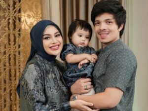 Cekricek.id, Berita Seleb dan Berita Artis – Aurel Hermansyah bernostalgia tentang masa lalunya sebelum memutuskan menikah dengan Atta Halilintar. Secara jujur, dia dan ibu sambungnya, Ashanty, membeberkan beberapa kisah menarik yang sangat dikenang olehnya.
