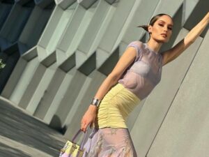 Cekricek.id Berita Artis dan Berita Seleb - Netizen minta agar Cinta Laura bisa saling menghargai terutama di bulan puasa ini.