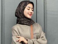 Cekricek.id, Berita Artis dan Berita Seleb - Belum lama ini penyanyi cantik Ghea Youbi mengunggah potretnya dengan tampilan lebih tertutup