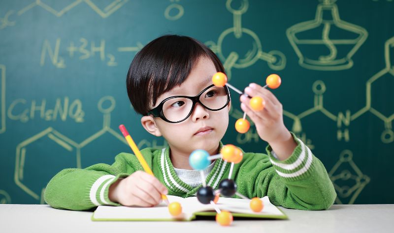 Cekricek.id, Kesehatan - Bagi orang tua tentu perlu mengenali penyebab hidrosefalus. Serta mengetahui lebih rinci bagaimana cara mengatasi 