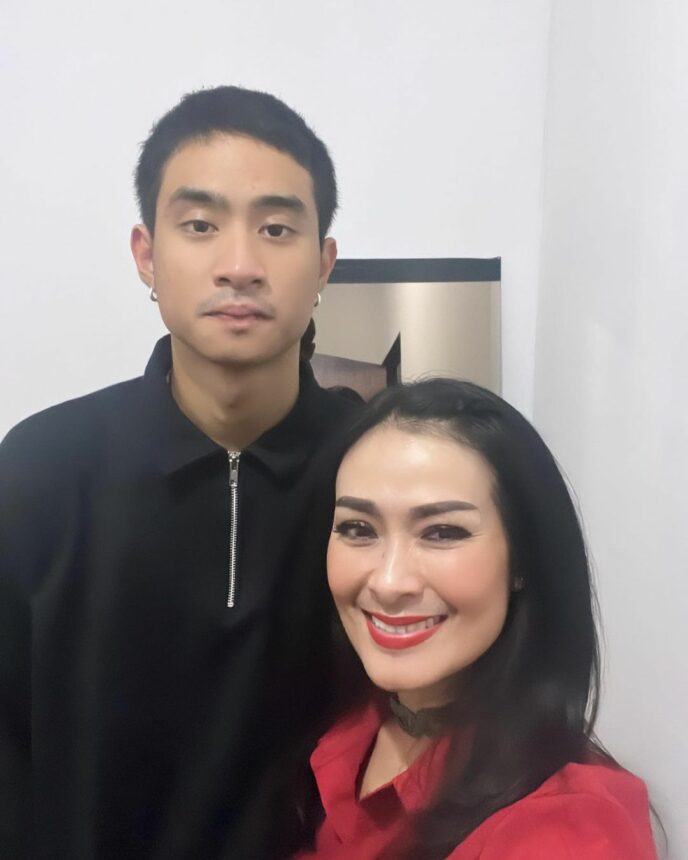 Cekricek.id, Berita Artis dan Berita Seleb - Begitu banyak dari netizen yang ribut membicarakan kasus Devano yang diduga murtad 