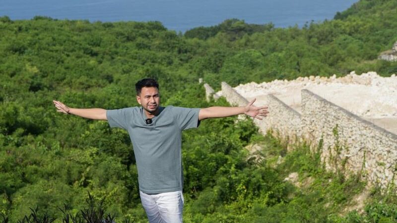 Cekricek.id, Berita Artis dan Berita Seleb - Dikenal sebagai sosok orang baik, Raffi Ahmad turut kecipratan rezeki, kini bangun villa mewah