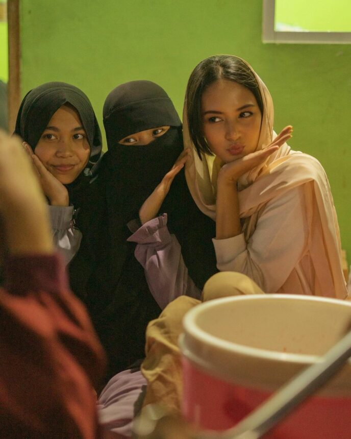 Cekricek.id, Berita Artis dan Berita Seleb - Aurelie Moeremans membagikan sejumlah kegiatan yang terlihat begitu seru dan lebih tertutup