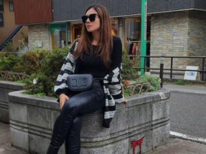 Cekricek.id, Berita Artis dan Berita Seleb - Belum lama ini Wulan Guritno membagikan potretnya saat sedang liburan bareng keluarga ke Jepang.