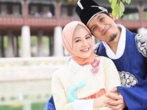 Publik figur Deddy Mahendra Desta mendadak gugat cerai Natasha Rizky yang langsung hebohkan jagat maya hingga menuai berbagai komentar dari warganet.