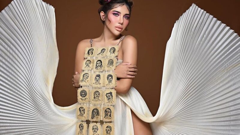 Aksi Millen Cyrus yang mengenakan OOTD kembang dan terbilang aneh membuat sejumlah netizen mengatakan terlihatnya kelakian Millen Cyrus.