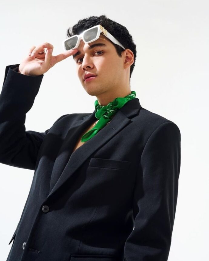 Intip Potret Maxime Bouttier, Aktor Tampan yang Diisukan Jalin Hubungan dengan Luna Maya 4 Cekricek.id, berita seleb dan berita artis - Intip Potret Maxime Bouttier, Aktor Tampan yang Diisukan Jalin Hubungan dengan Luna Maya