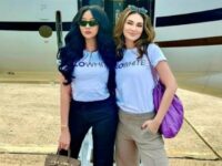 Cekricek.id, Berita Seleb dan Berita Artis – Lucinta Luna dan Luna Maya bersanding dalam sebuah foto terbaru yang dibagikan mereka di media sosia. Potret kedua orang yang sehari-harinya terbiasa menerima sanjungan dengan kata cantik itu tidak hanya tampil bersama tetapi juga mengenakan baju kembaran.