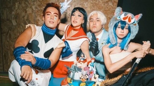 Cekricek.id, Berita Seleb dan Berita Artis – Sederet selebriti Indonesia seperti Vidi Aldiano, Afgan, Rossa hingga Rachel Vennya tampil unik dengan berdandan seperti tokoh dalam anime. Semuanya kompak melakukan cosplay untuk menghadiri acara pesta geng mereka, Aries Party 3.0: Anime(t) Gala, baru-baru ini.