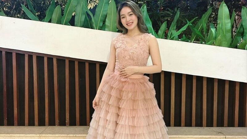 Cekricek.id, Berita Seleb dan Berita Artis – Perjalanan kisah cinta Natasha Wilona memang sangat sayang untuk dilewatkan. Sebagai aktris berparas cantik yang memiliki banyak penggemar, hubungan asmaranya selalu sukses menuai sorotan banyak orang. Belum lagi, mantan kekasihnya yang diketahui publik memiliki paras yang juga rupawan.