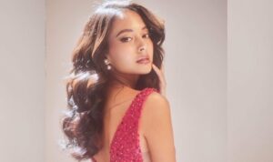 Cekricek.id, Berita Seleb dan Berita Artis – Aurelie Moeremans membagikan hasil pemotretan terbaru yang dia lakukan belum lama ini. Konsep foto yang mengikuti gaya tahun 90-an membuatnya semakin sukses menyedot perhatian penggemar. Dari kolom komentar, netizen meramaikan dengan menyampaikan pujian masing-masing.