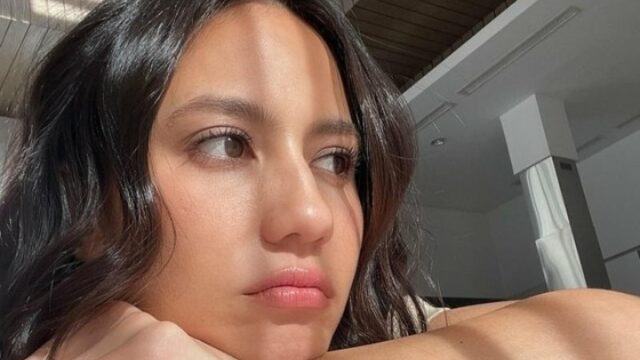 Cekricek.id, Berita Seleb dan Berita Artis – Pevita Pearce curhat kepada penggemar bahwa dia sedang membutuhkan mood booster untuk membangkitkan kembali semangatnya. Mengetahui hal itu, netizen langsung menyerbu unggahan yang dibagikan oleh sang aktris dan melakukan sesuatu untuk menghiburnya.