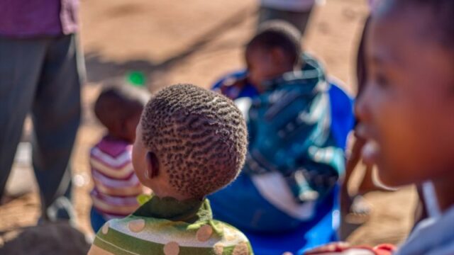 Cekricek.id, Berita Viral - Seorang pria diketahui 5 pria diketahui memiliki 57 orang anak dari sejumlah wanita berbeda, kok bisa?