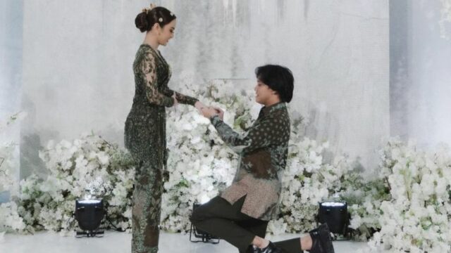 Cekricek.id, Berita Artis dan Berita Seleb - Namun bahagia lamaran Rizky Febian dan Mahalini masih menjadi tanda Tanya.