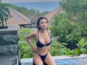 Cekricek.id, Berita Artis dan Berita Seleb - Model cantik Maria Vania dianggap mampu memberikan suguhan pemandangan paling disukai pria.