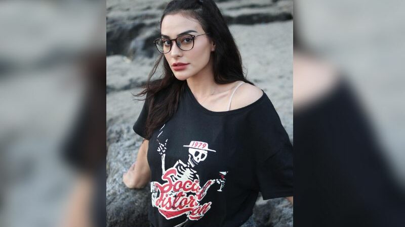 Cekricek.id, Berita Artis dan Berita Seleb - Seorang Nora Alexandra mengakui jika dunia ini terlalu kejam. Saat dirinya berpenampilan imut