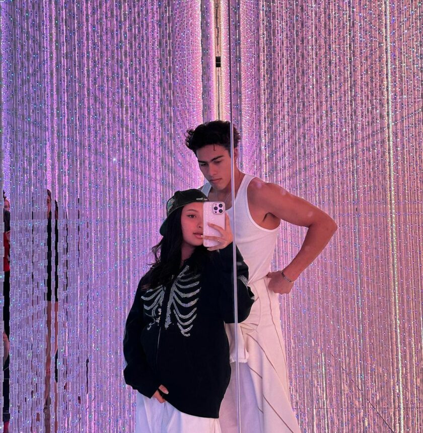 Cekricek.id, Berita Artis dan Berita Seleb - Artis Jennifer Coppen membagikan sejumlah inspirasi outfit kencan pada hari berbeda. 