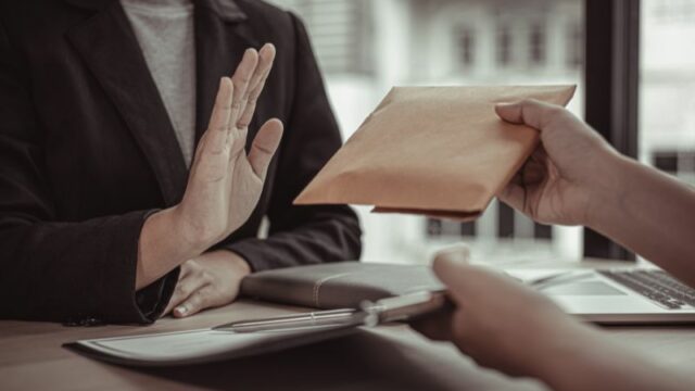 Dirut PT Basis Utama Prima Ditangkap Terkait Kasus Korupsi BTS Kominfo