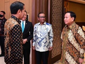 Prabowo Bertemu Jokowi, Keluar Istana Senyum-senyum, Tanda Dapat Dukungan?