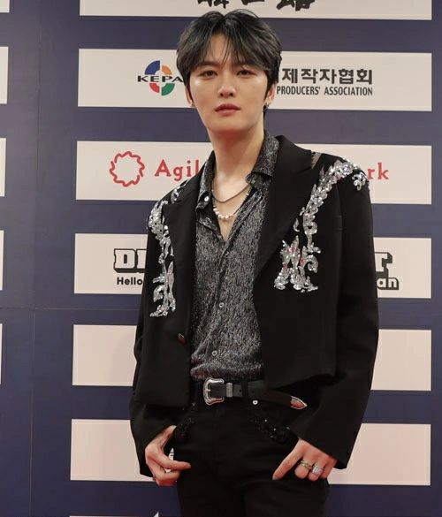 Deretan Idol K-Pop dengan Brand Fashion Sendiri yang Populer di Kalangan Penggemar 10 Kim Jae Joong: MOLDIR