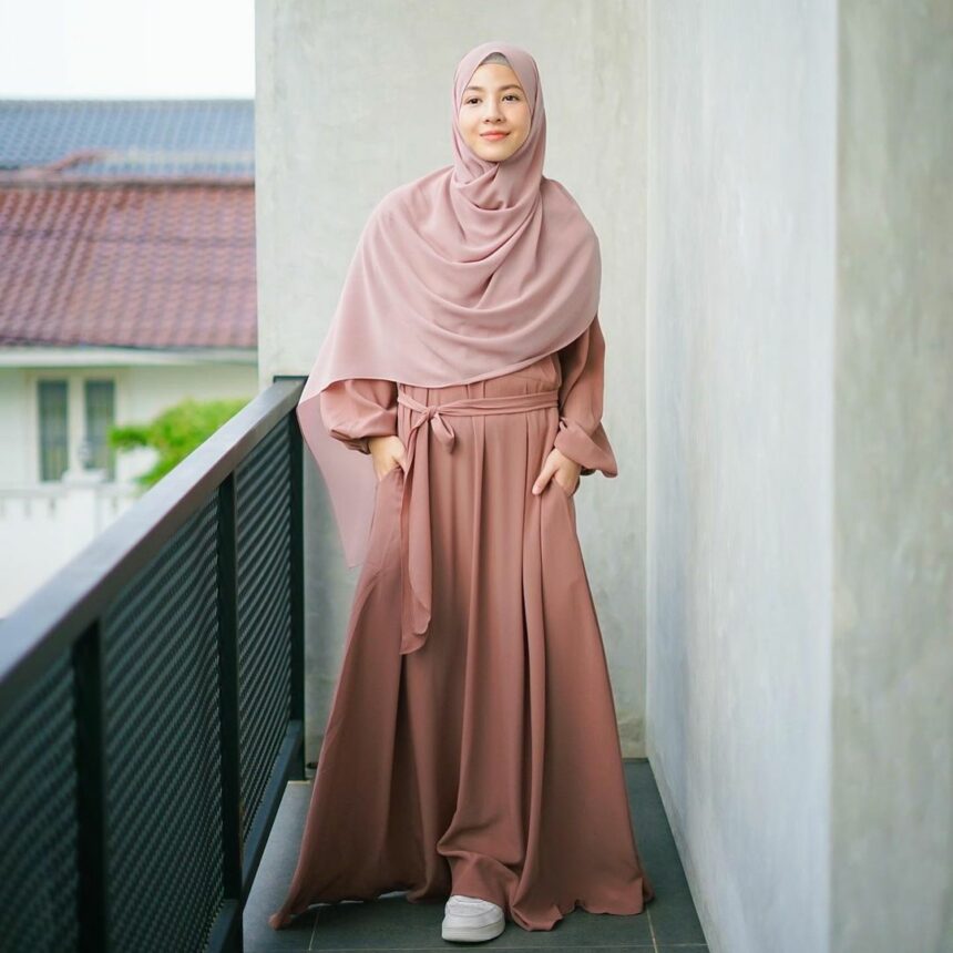 Dijuluki Perkumpulan Janda Mahal, Beginilah Cantiknya Deretan Wanita Ini 9 Lampiran Gambar