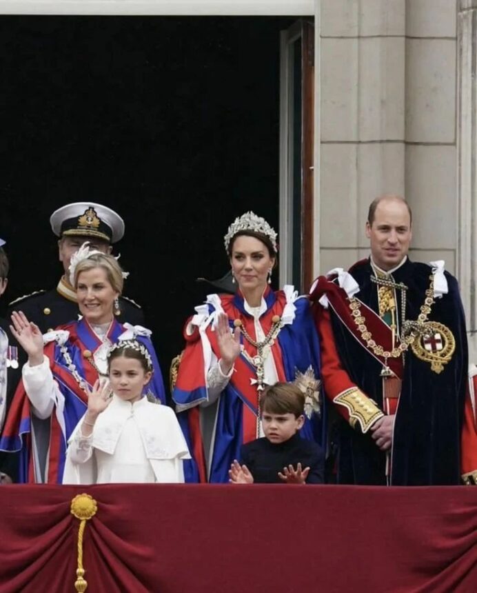 Putri Kate Middleton Dinobatkan Jadi Bocah Terkaya, Melebihi Orang Tuanya Loh 3 Cekricek.id, Inggris, Berita Viral - Siapa sangka jika putri Kate Middleton, dinobatkan menjadi bocah terkaya yang ada di dunia.