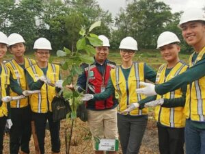 PT Bukit Asam Transformasi Lahan Bekas Tambang menjadi Kebun Buah