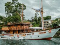 Pinisi Kenzo, Pinisi Wisata Pertama di Danau Toba