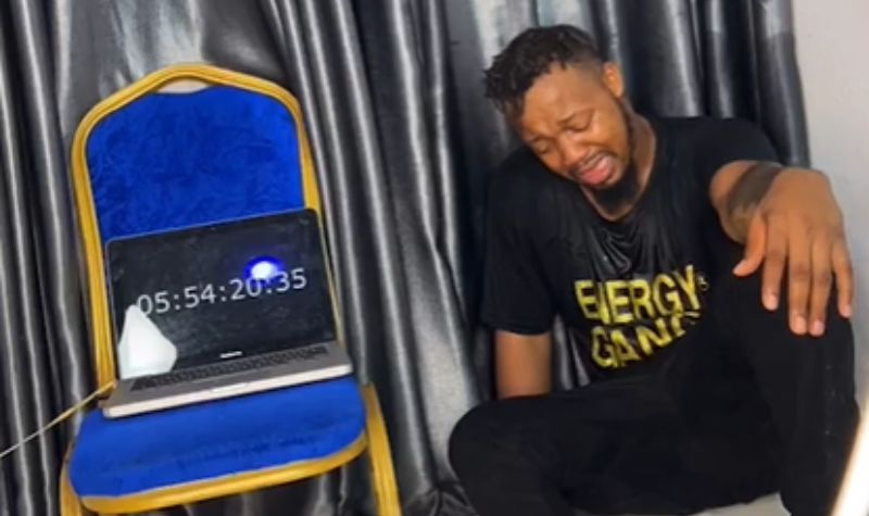 Upaya Rekor Dunia Menangis 100 Jam oleh Komedian Nigeria, Tembu Daniel, Berakhir dengan Kehilangan Penglihatan Sementara