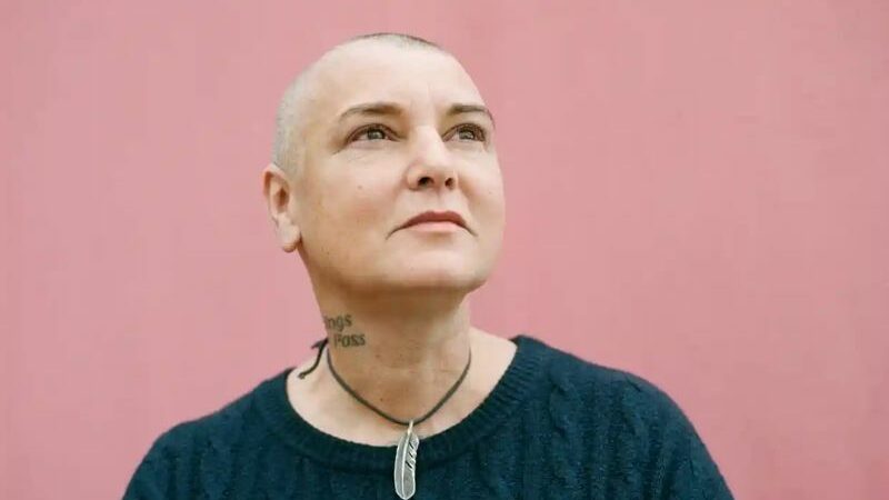 Ikon Musik Irlandia Sinéad O'Connor Meninggal di Usia 56: Begini Perjalanan Spiritualnya Hingga Masuk Islam"