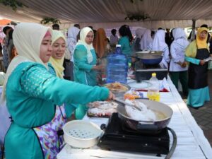 Festival Hoyak Tabuik Piaman 2023 Dimeriahkan Lomba Masak Ikan