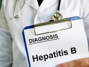 Penularan Hepatitis B di Indonesia: Mayoritas dari Ibu ke Anak