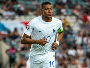 Real Madrid Bersiap untuk Penawaran Mbappe: Strategi Baru untuk Musim LaLiga 2023-24 Terungkap