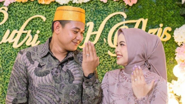 Lamaran Mewah Putri Isnari DA Oleh Anak Pengusaha Tambang dengan Uang Panai Rp 2 Miliar, Penampilan Baru Sebagai Hajjah Menjadi Sorotan