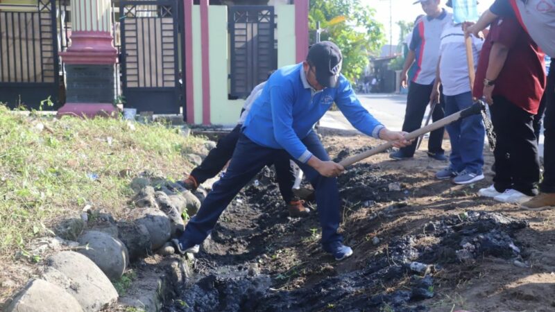 Antisipasi Banjir di Padang: Wako Hendri Septa Ajak Warga Tingkatkan Kebersihan Drainase - Pelajari Upaya Terbaru Kota Ini