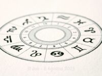 Ramalan Zodiak Karier Mingguan 31 Juli - 6 Agustus 2023: Panduan Sukses di Tempat Kerja