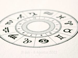 Ramalan Zodiak Karier Mingguan 31 Juli - 6 Agustus 2023: Panduan Sukses di Tempat Kerja
