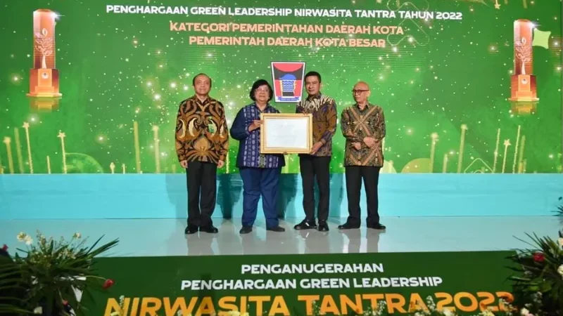 Kota Padang Raih Anugerah Nirwasita Tantra 2022 dari Kementerian Lingkungan Hidup