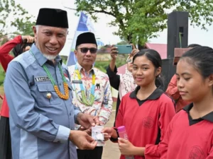 Ini Langkah Gubernur Sumbar Cegah Stunting di Mentawai