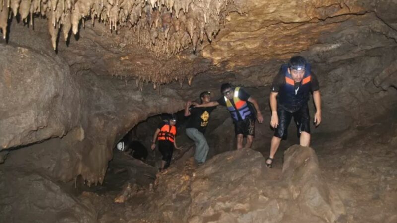 Mengintip Goa Kelelawar Padayo: Destinasi Wisata Baru Eksotis Kota Padang