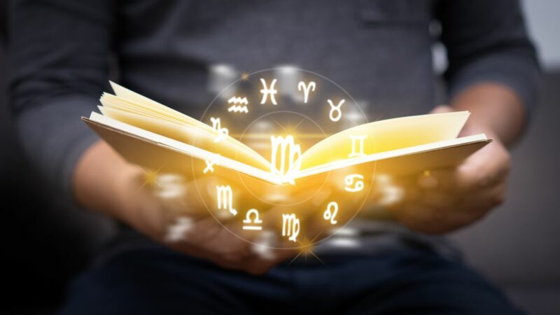 Ramalan Zodiak Hari Ini 2 Agustus 2023: Prediksi Astrologi untuk Semua Tanda Zodiak