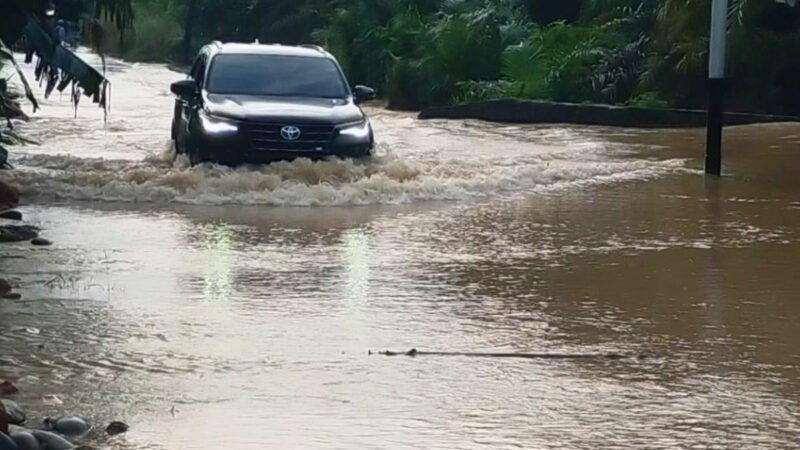 Banjir Pesisir Selatan: BPBD Tetap Waspada Meski Telah Surut