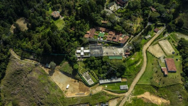 La Catedral: Istana Napi Mewah Pablo Escobar yang Kini Menjadi Pusat Keagamaan