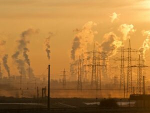 Strategi Baru Luhut untuk Udara Bersih di Jabodetabek