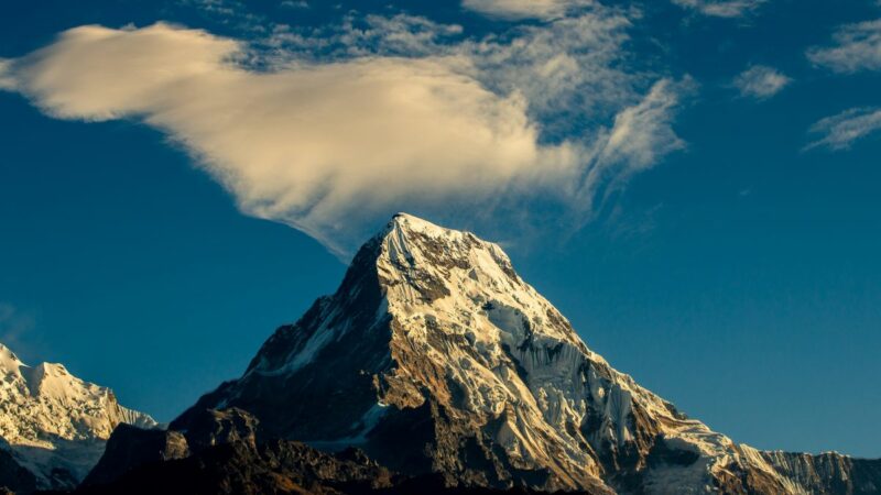 Mengungkap Rahasia Gunung Qaf: Gunung Legendaris dalam Ajaran Islam